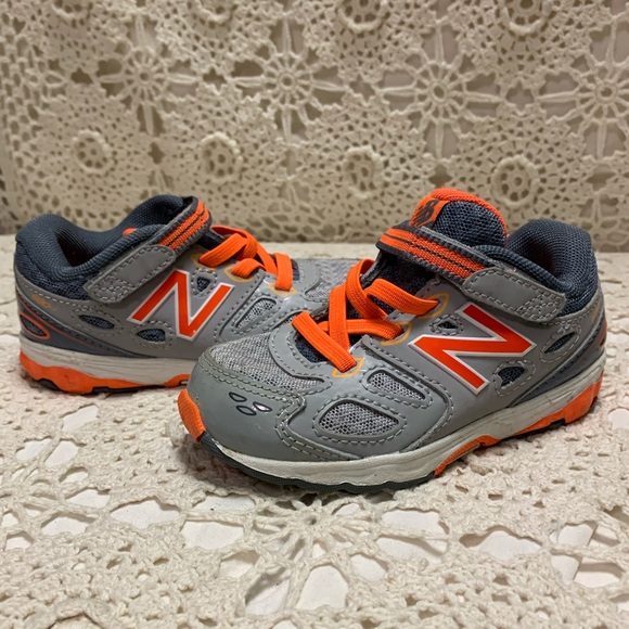 new balance 519 womens Orange